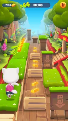 Talking Tom Gold Run screenshot1